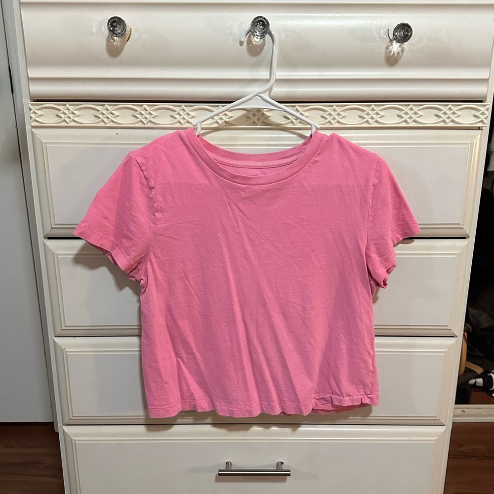 Pink t-shirt